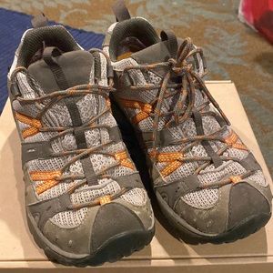 Merrell Gore-Tex size 9. Siren Sport
